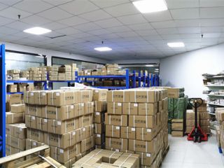 『不忘初心』服務(wù)不打烊、倉(cāng)庫(kù)不斷貨、群鷹繼電器不漲價(jià)